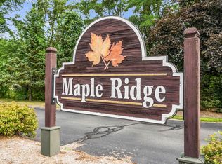 3-112 Maple Ridge Dr, Merrimack, NH 03054