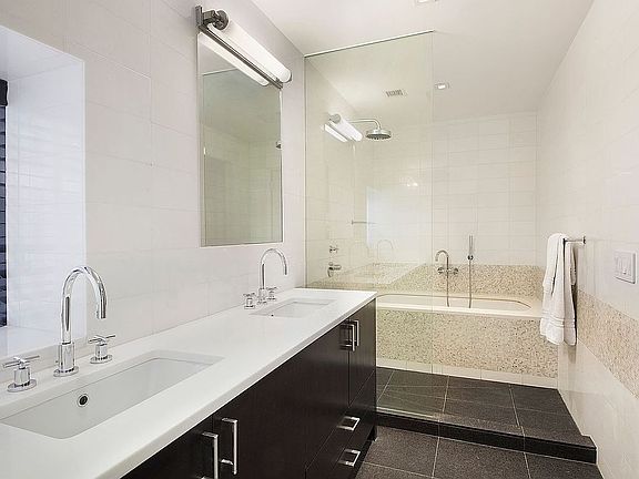 5th image of 441 E 57th St Unit 5
