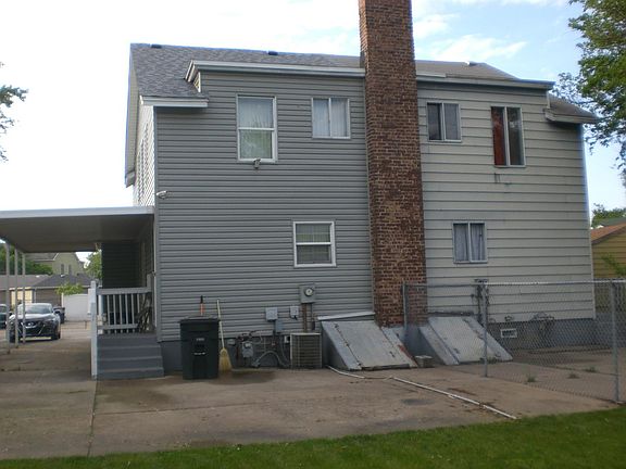 3rd image of 2609 E 141st Pl