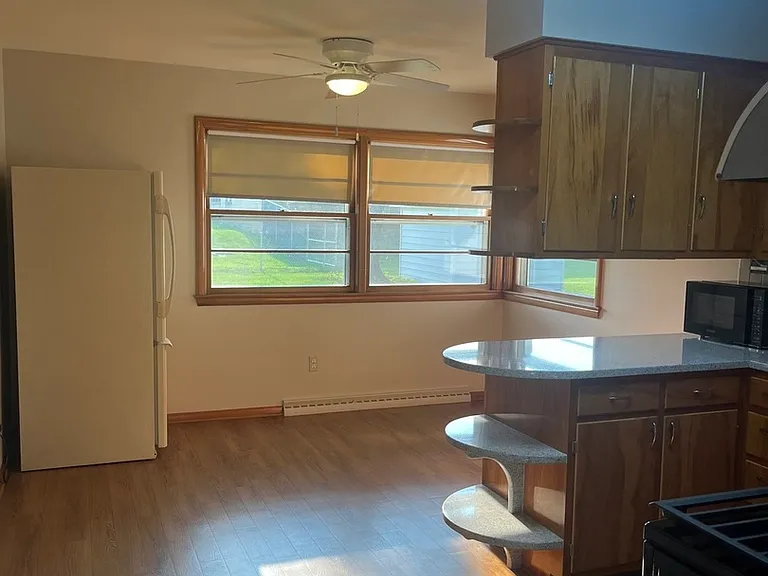 532 Riley Dr — Photo 5