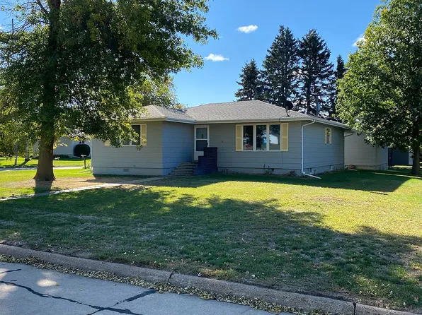 711 E 1st St, Neligh, NE 68756