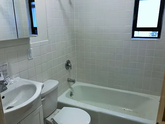 Rented by Joe Gotham LTD | media 35