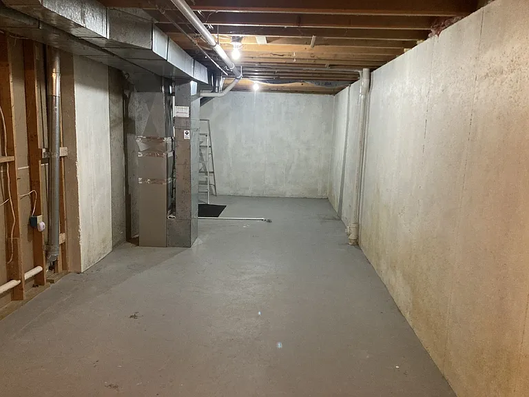 2703 Woodmeadow Dr SE — Photo 19