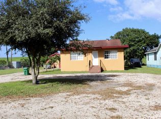 1077 E Main St, Pahokee, FL 33476