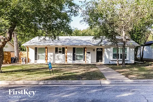 3804 Driskell Blvd Photo 1