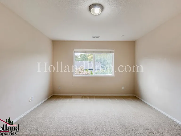 13062 NW Corso Ln — Photo 17