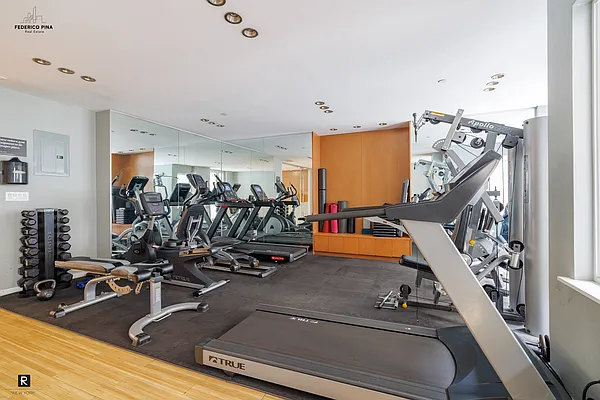 Sold by R New York | media 21