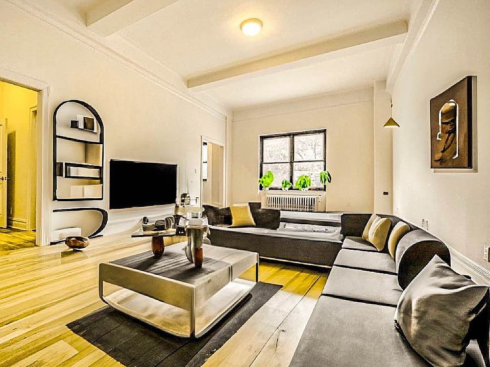 1st image of 166 2nd Ave APT 2A