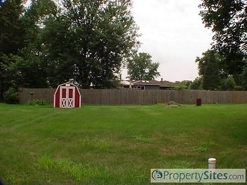 3rd image of 4946 Wengert Dr
