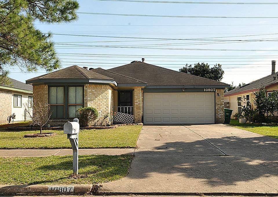 1st image of 10807 Emery Dr