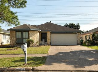 10807 Emery Dr, Houston, TX 77099