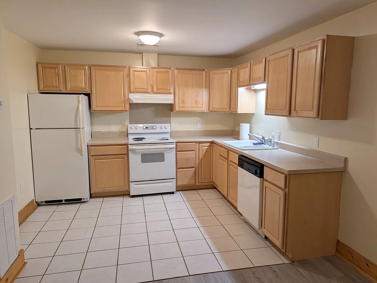 1411 West G Street - 3 — Photo 4