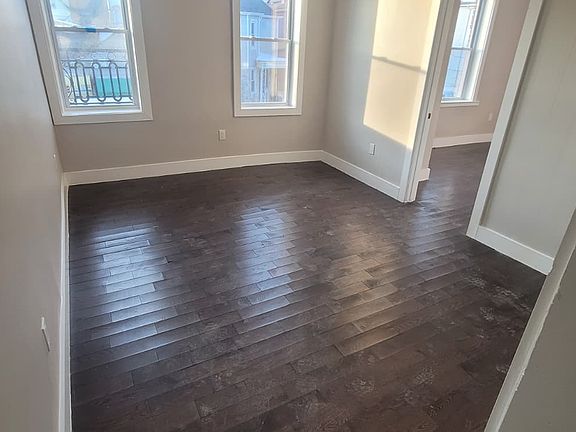 5th image of 190A N Park St Unit 5