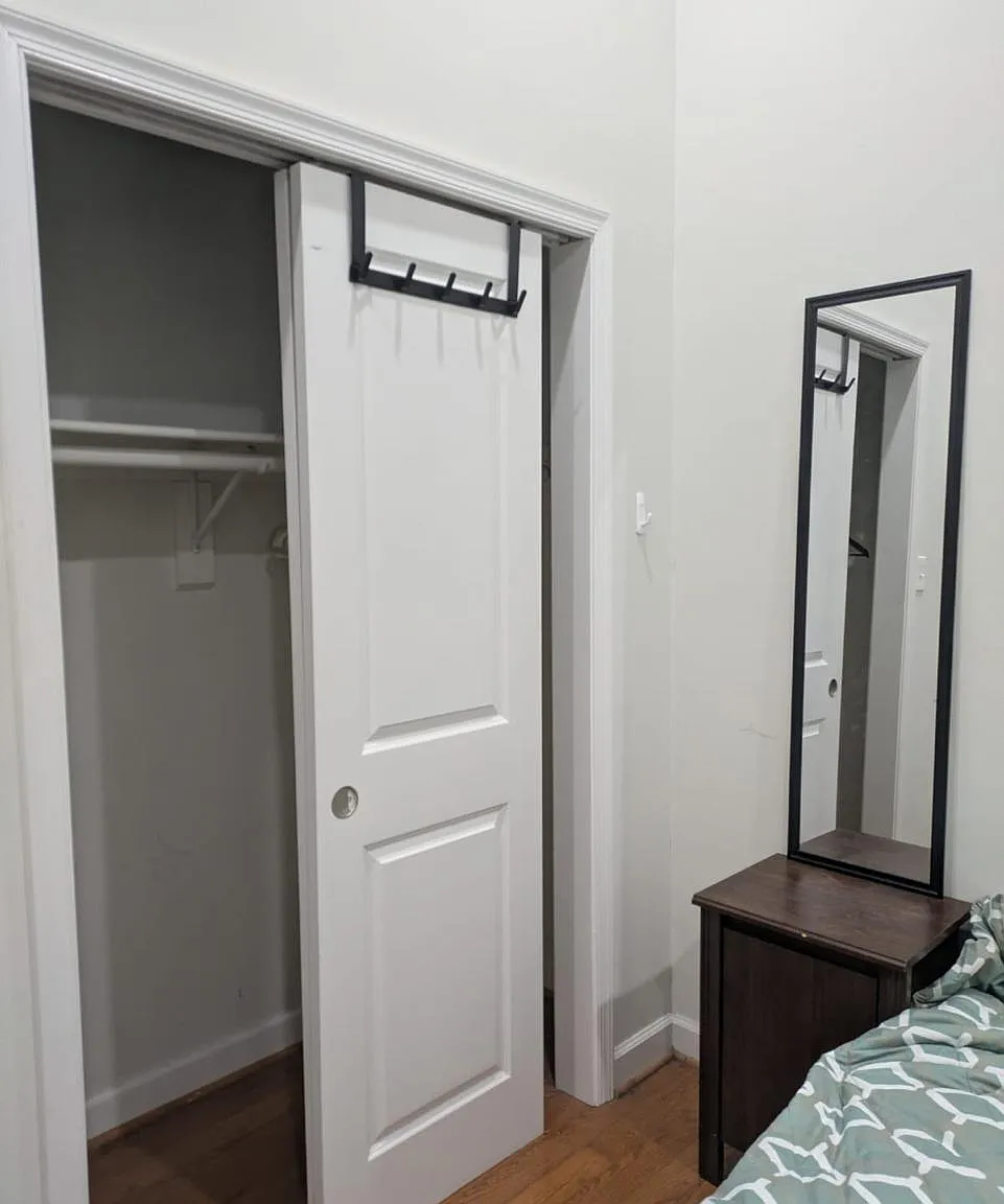 3 bed, 1900 sqft, $1,350 — Photo 2