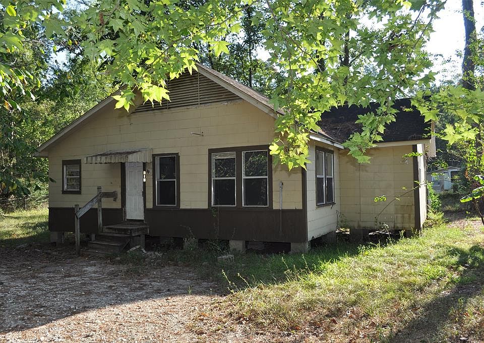 1st image of 810 Elk Dr