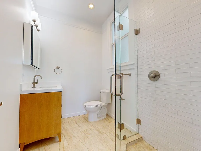 445 Octavia St #7 — Photo 10
