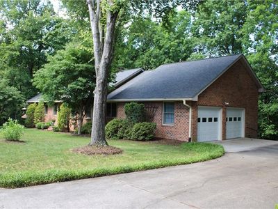 329 Laurel St, Mount Airy, NC, 27030