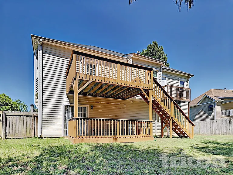 160 Eagle Glen Dr — Photo 31