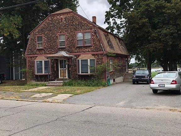 4th image of 234 Merrimac St