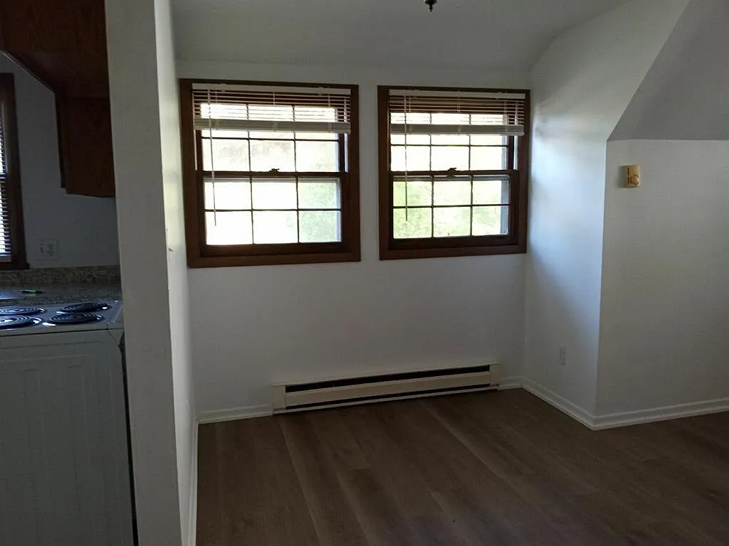 1 bed, 650 sqft, $725 — Photo 3