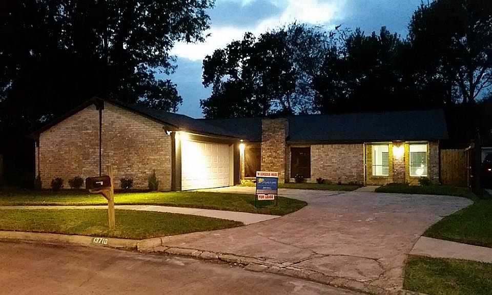 1st image of 13710 Oakmead Dr