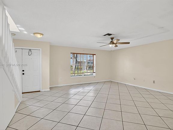 5th image of 10845 NW 8th St