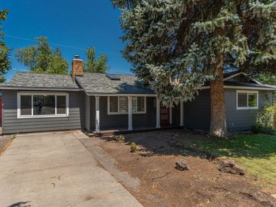 1382 NE Drost Dr, Bend, OR, 97701