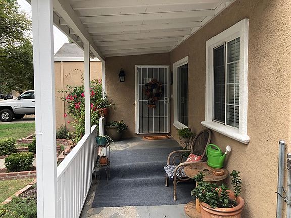 4th image of 1325 W Park St