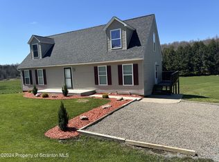 161 Baxter Rd, Pleasant Mount, PA 18453