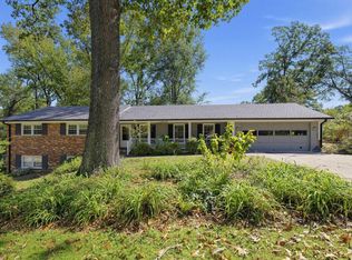 404 Kenilworth Dr, Greenville, SC 29615