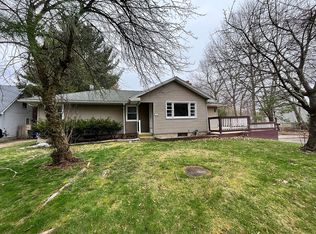 222 Cabinet St, Springfield, MA 01129