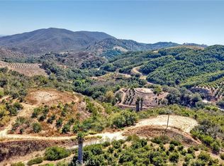 1 Via De Los Robles, Temecula, CA 92590