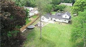 5th image of 5117 Clear Spring Rd