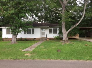 108 Center St, Crystal Springs, MS 39059