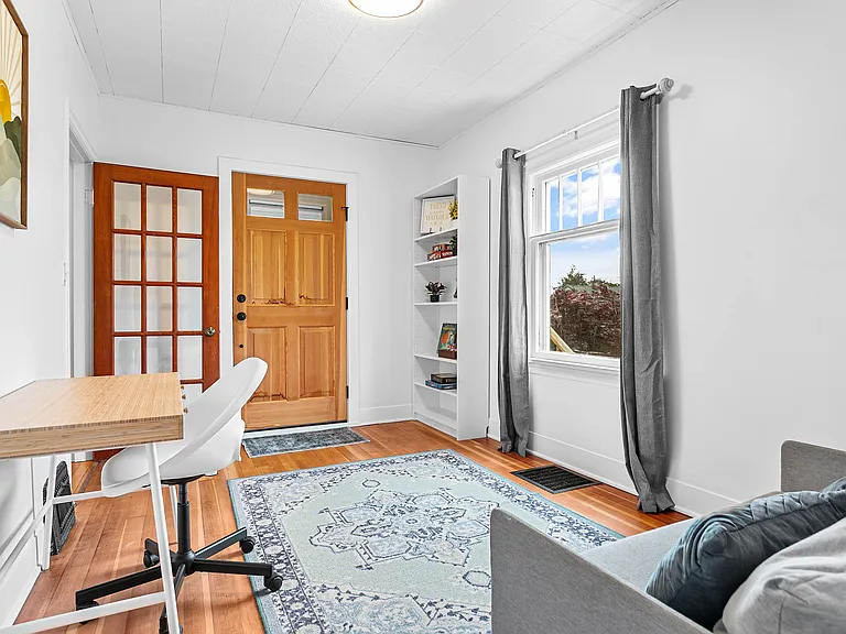 2519 Vallette St — Photo 35