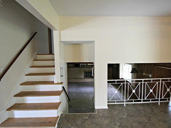 3rd image of 4359 Bristolwood Dr