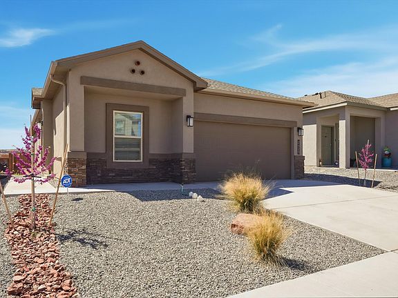 3rd image of 2420 Talisker St NE