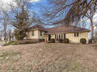 2509 N Mayfield Rd, Hutchinson, KS 67502
