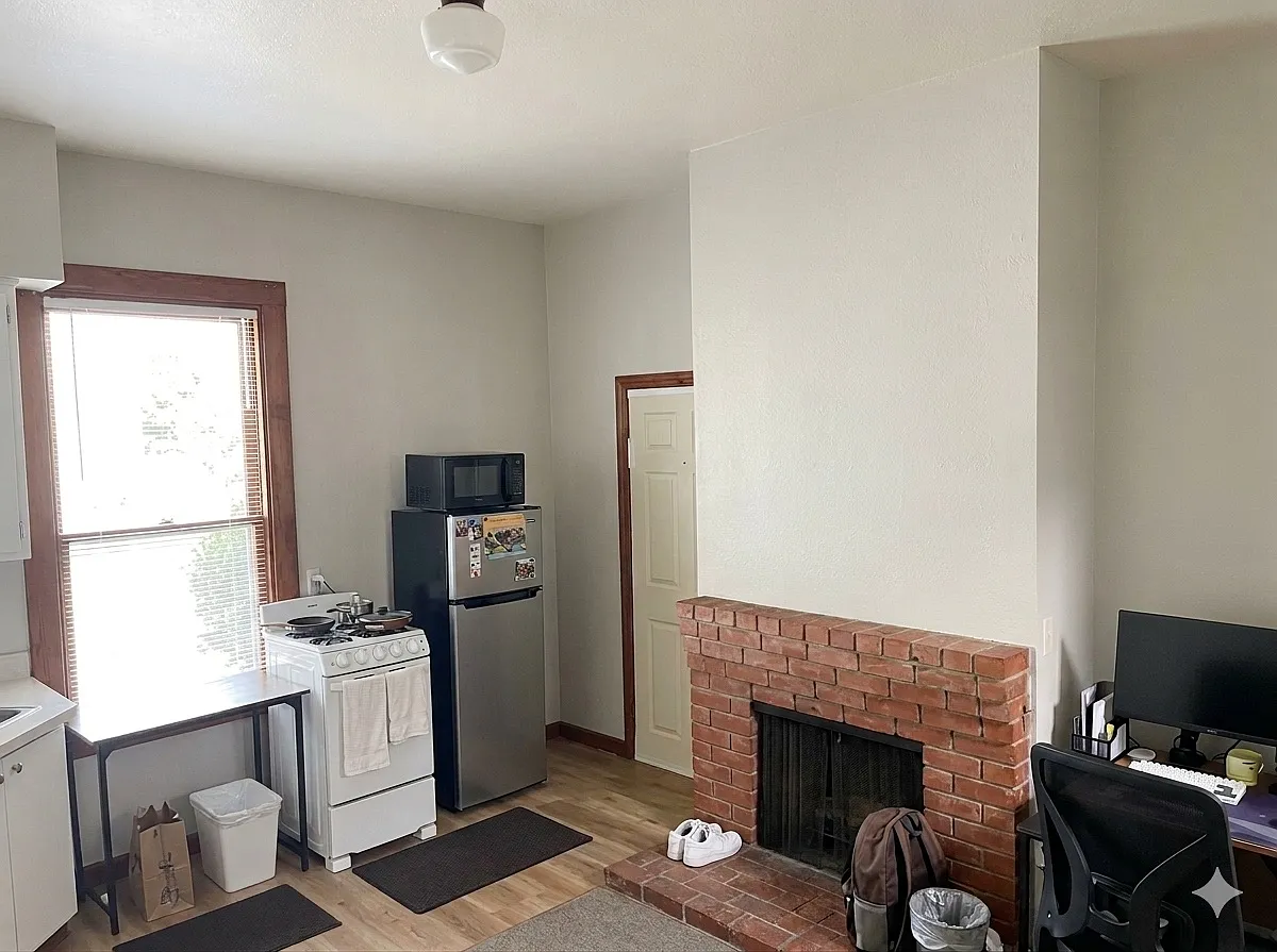 Building Photo - 403 Cedar St #A