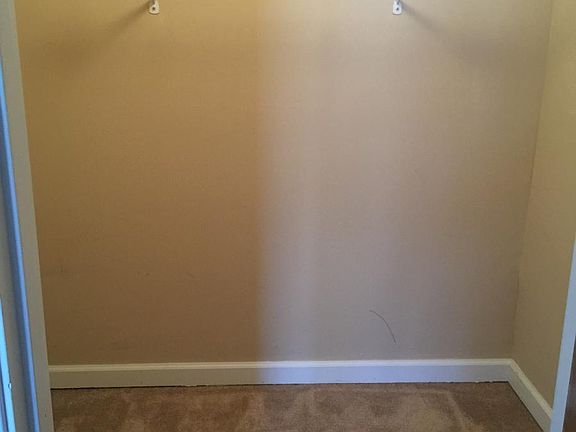 2nd image of 102 Goldenrod Dr