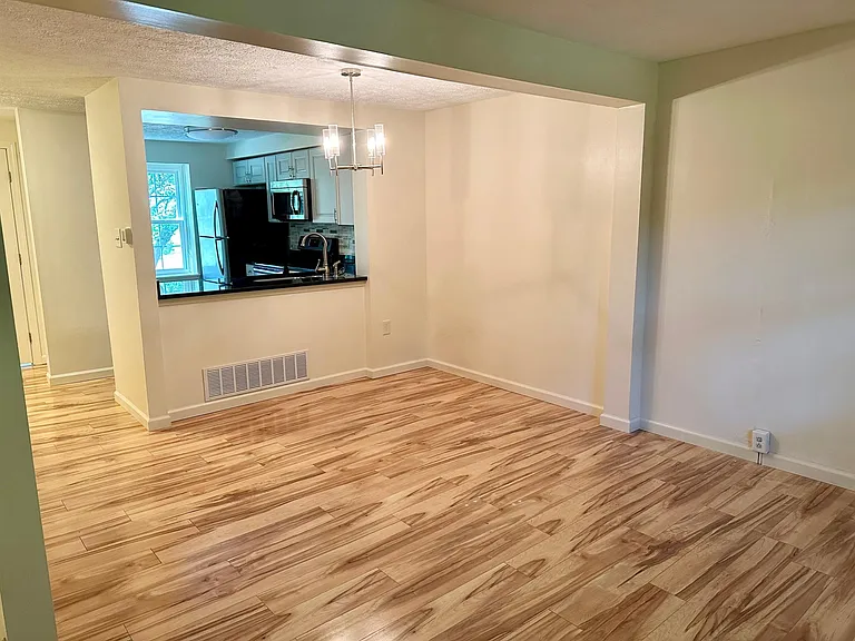 427 Ten Point Ln — Photo 11