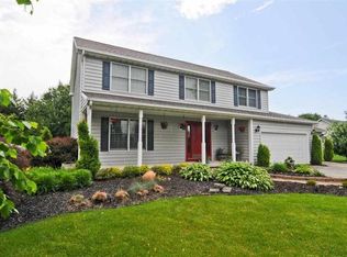 14 Bridle Rd, Shrewsbury, PA 17361