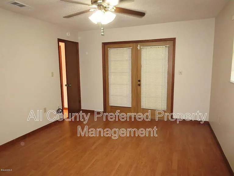 237 Emerson Dr NW — Photo 12