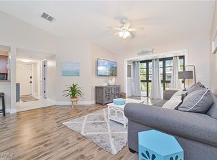8171 S Woods Cir UNIT 5, Fort Myers, FL 33919
