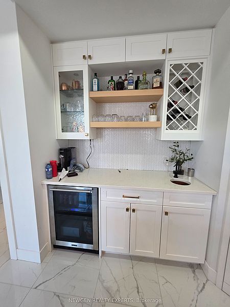 London House for rent - 5 Bedrooms — photo 8