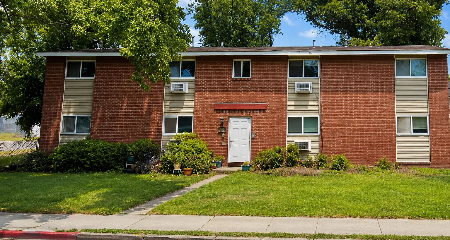 2 bed, 625 sqft, $1,500 — Photo 1