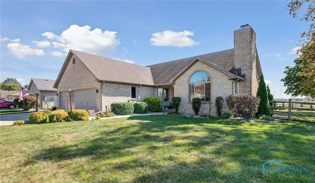 3904 Oakfield Dr photo 1
