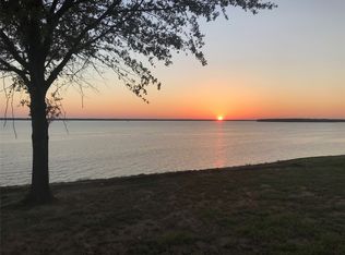 1564 Shoreline Dr, Kemp, TX 75143