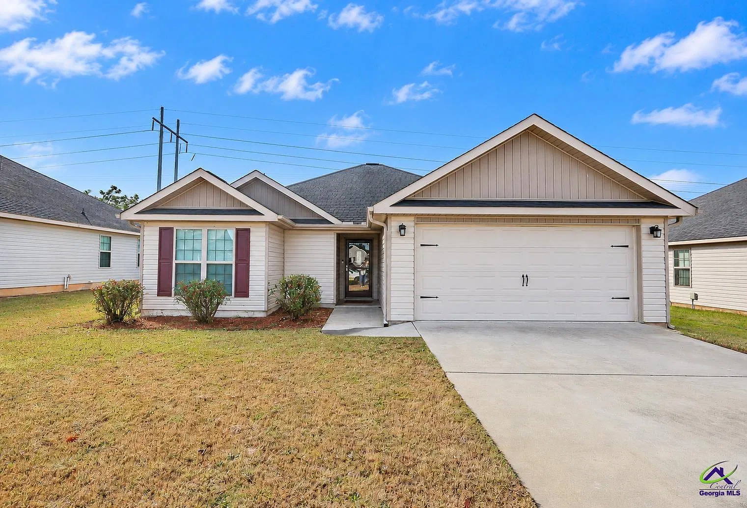 3 bed, 2.0 bath, 1368 sqft, $1,675 — Photo 1