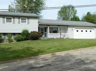 621 Zaffke St, Fort Atkinson, WI 53538